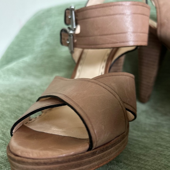 Coach Giana Heels 10 - Picture 5 of 11